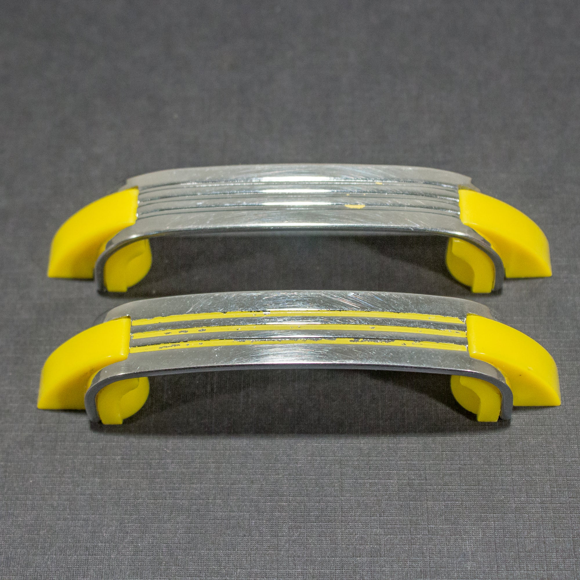 Deco Streamline Yellow Chrome Pulls