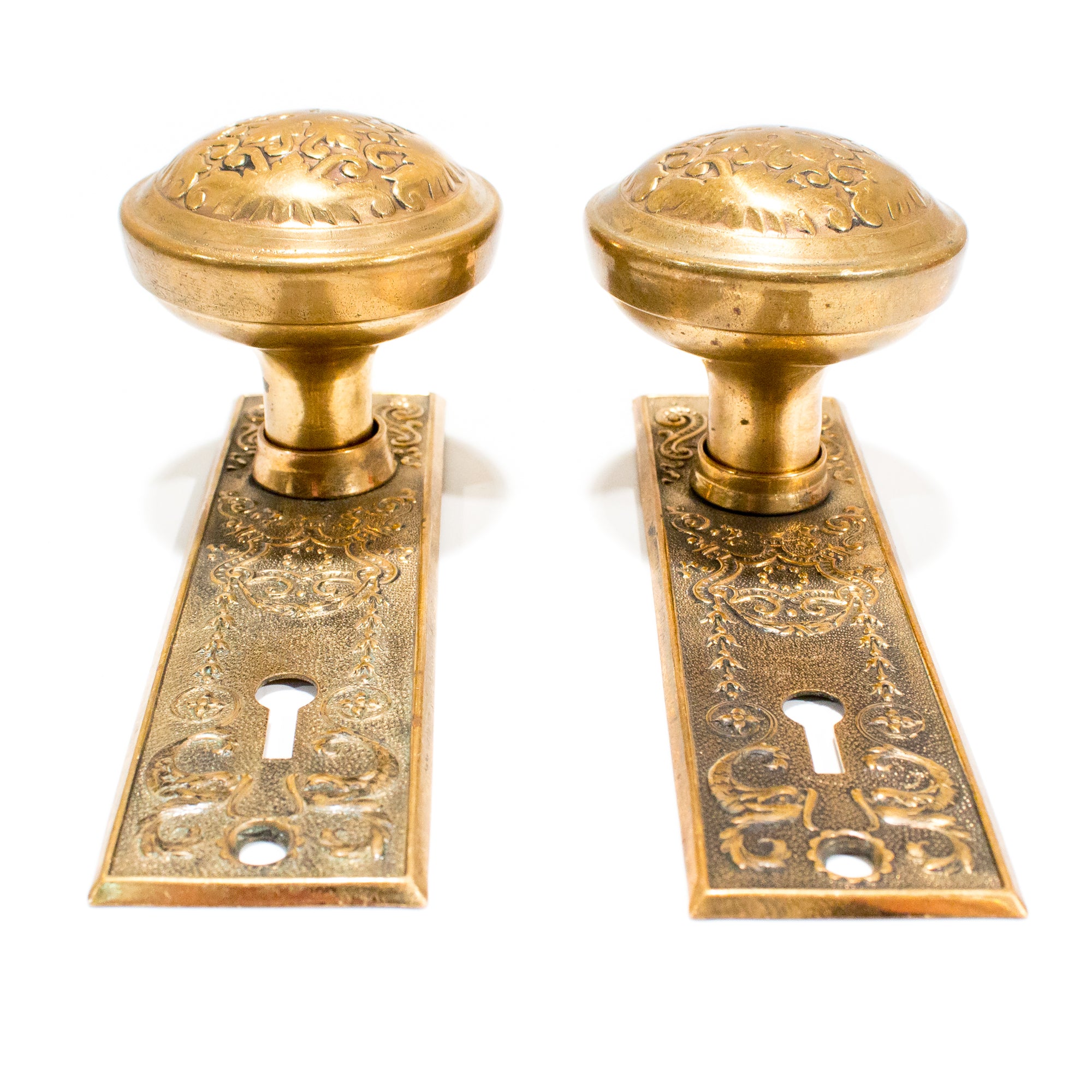 Bronze Stamped Victorian Door Knob Set